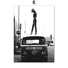 Lade das Bild in den Galerie-Viewer, Designer Wandgemälde Classic Car