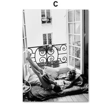 Lade das Bild in den Galerie-Viewer, Designer Wandgemälde Paris Oldschool