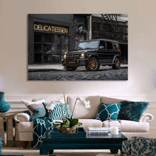 Lade das Bild in den Galerie-Viewer, Gemälde G-Wagon X Gold